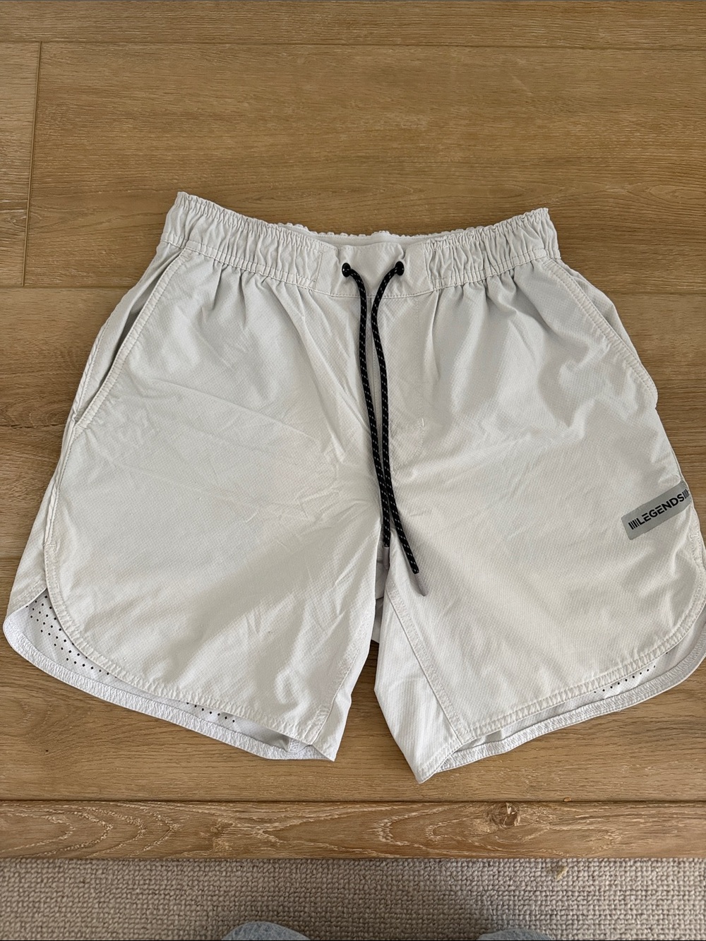 Men’s legends Luka shorts liner less size small - Picture 6 of 8